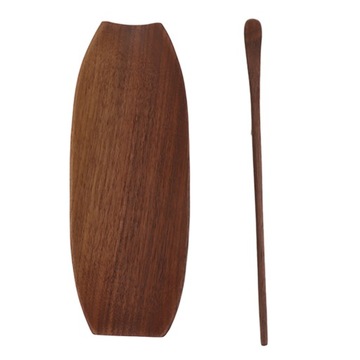 Чайник из орехового дерева.