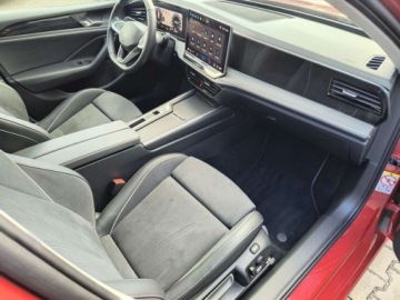 Volkswagen Passat B8 Variant Facelifting 2.0 TDI SCR 150KM 2025 Volkswagen Passat serwis ASO 2.0TDI 150KM bezwypadkow gwarancja pakiety ka, zdjęcie 17