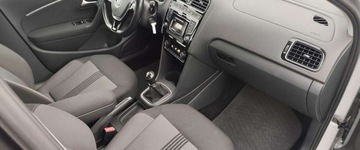 Volkswagen Polo V Hatchback 3d Facelifting 1.4 TDI BlueMotion Technology 90KM 2016 Volkswagen Polo Volkswagen Polo 1.4 Diesel 90KM, zdjęcie 10