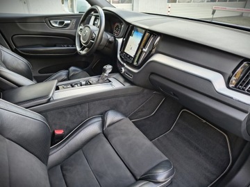 Volvo XC60 II Crossover D4 190KM 2018 Volvo XC 60 D4 AWD R-Design Aut. Salon Polska, Fak, zdjęcie 24