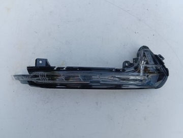 lampa kierunkowskaz prawy 4G5949102B AUDI A6 C7