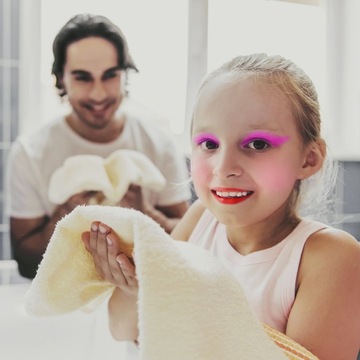 НАБОР КОСМЕТИКИ В СУМОЧКЕ ДЛЯ МАКИЯЖА И НОГТЕЙ ДЕТСКАЯ КОСМЕТИКА