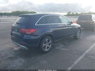 Mercedes GLC C253 2021 Mercedes-Benz GLC 2021 r. ,2,0L 300 4 MATIC 2.0 Benzyna 255KM, zdjęcie 5