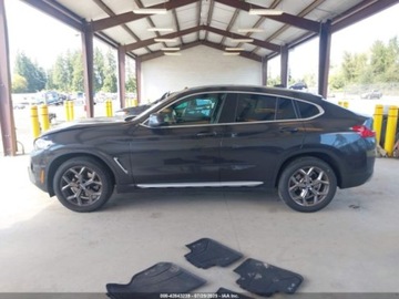 BMW X4 G02 2022 BMW X4 xDrive30i 2022 2.0l 2.0 Benzyna 248KM, zdjęcie 2