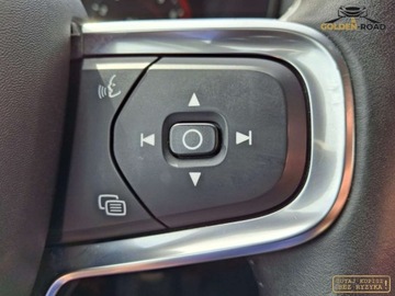 Volvo XC40 Crossover 1.5 T3 163KM 2020 Volvo XC 40 1,5 T3 BENZ 163KM klima elektryka kamera navi alu oplacony 1.5, zdjęcie 17