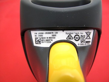 CZYTNIK SKANER KODÓW SYMBOL ZEBRA MOTOROLA LS2208 USB