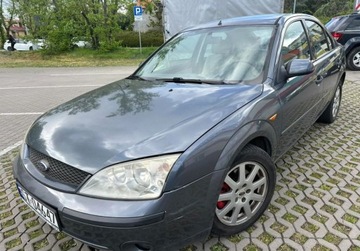 Ford Mondeo III Sedan 1.8 16V 125KM 2002 Ford Mondeo 1.8 Benzyna 2002r