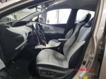 Toyota Prius IV Hatchback 1.8 Hybrid 122KM 2018 Toyota Prius 2018 r., 1,8 L PRIME PLUS od ubezpieczalni 1.8 Hybryda 121KM, zdjęcie 8