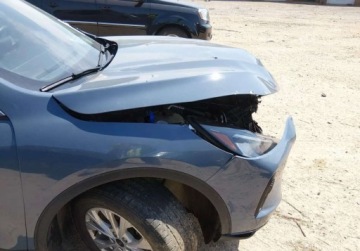 Ford Kuga III 2024 Ford Kuga 4x4 1,5L automat jezdzi 1wlasciciel KUPIONY w transporcie do Pol, zdjęcie 12
