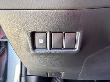 Toyota C-HR I Crossover Facelifting 1.8 Hybrid 122KM 2023 Toyota C-HR 1.8 Hybrid GPF Comfort, zdjęcie 18