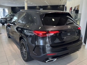 Mercedes GLC C254/X254 Coupe 2.0 220d 197KM 2025 MERCEDES-BENZ GLC 220 d 4-Matic AMG Line 2.0 (197KM) 2025, zdjęcie 3