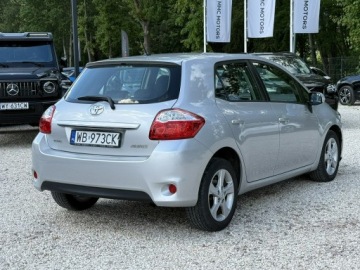 Toyota Auris I Hatchback 5d Facelifting 1.6 Valvematic 132KM 2012 Toyota Auris 1.6 132kM! Manual! Zadbany! Alufelgi, zdjęcie 3