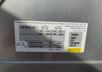 Peugeot 208 I Hatchback 5d Facelifting 1.6 BlueHDi 75KM 2017 Peugeot 208 2017r, Salonowy. 1.6 HDI. Uszkodzony przod. Jezdzi. 1.6 75KM, zdjęcie 18