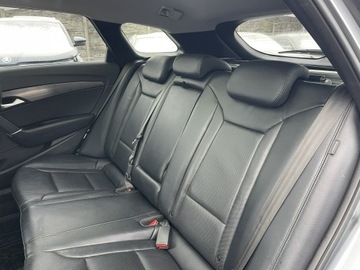 Hyundai i40 Kombi Facelifting 1.7 CRDi 141KM 2018 Hyundai i40 Premium Skóra Panorama Pamięć, zdjęcie 11