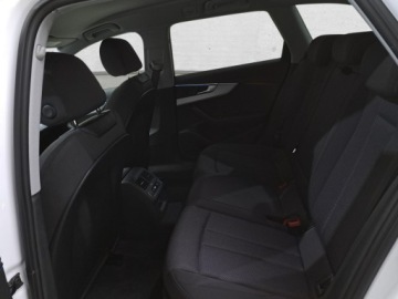 Audi A4 B9 Avant Facelifting 2.0 35 TFSI 150KM 2023 Audi A4 Avant Poleasingowe.pl, zdjęcie 11