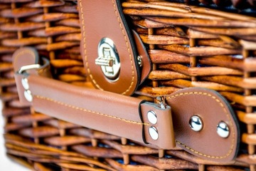 ПЛЕТЕНАЯ КОРЗИНКА ДЛЯ ПИКНИКА ТЕРМОСУМКА СТОЛОВЫЕ ПРИБОРЫ ПОДАРОК ​​НА ДЕНЬ РОЖДЕНИЯ, ЮБИЛЕЮ