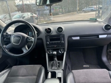 Audi A3 8P Hatchback 3d 2.0 TDI PD 140KM 2008 Audi A3 Sportback Audi A3 Sportback 2,0 Diesel Bogate Wyposazenie Hak Zami, zdjęcie 2