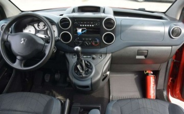 Peugeot Partner I 1.6 HDi 75KM 2010 Peugeot Partner 1.6 HDI Berlingo 5-Osobowy Klima 195 TYS KM Sprowadzony Op, zdjęcie 18