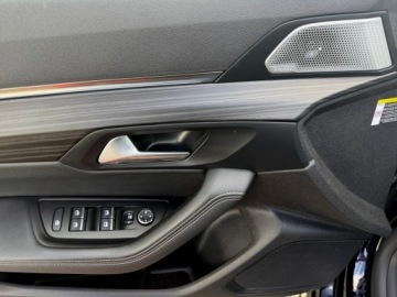 Peugeot 508 II SW PHEV Facelifting Hybrid 225 PHEV 225KM 2024 Peugeot 508 GT LINE blis SKORA nawi FULL LED kame, zdjęcie 12