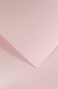 Papier gładki różowy satynowany 210g/5ark/A4