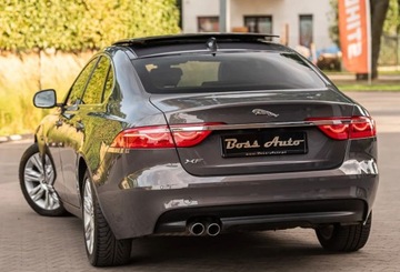 Jaguar XF II Sedan 2.0 i4D 180KM 2016 Jaguar XF XF 2.0D 180KM Full Pano LEdy Skora Camera Navi Full ASO 2.0, zdjęcie 7