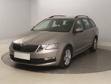 Skoda Octavia III Kombi Facelifting 1.6 TDI 115KM 2017 Skoda Octavia 1.6 TDI, Salon Polska, Navi, Klima, zdjęcie 1