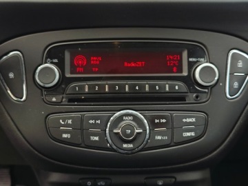 Opel Corsa E Hatchback 3d 1.2 Twinport 70KM 2016 Opel Corsa Opel Corsa 1.2 16V Enjoy 1.2 Benzyna 70KM, zdjęcie 10