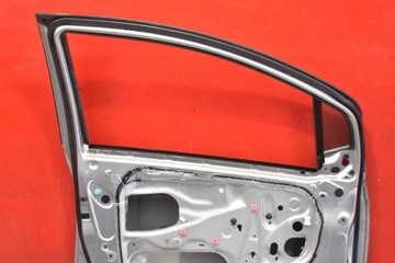 DVEŘE LEVÉ PŘEDNÍ 1F8 TOYOTA YARIS 2 II 5D HB 05-09