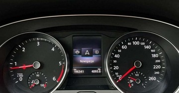 Volkswagen Passat B8 Variant 2.0 TDI BlueMotion SCR 190KM 2019 Volkswagen Passat 4-Motion Automat Navi Parktronic Kamera Alcantara, zdjęcie 19