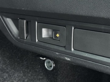 Skoda Octavia IV Scout 1.5 TSI ACT 150KM 2023 Skoda Octavia 1.5 TSI ACT Style l LED Matrix, Paki, zdjęcie 32