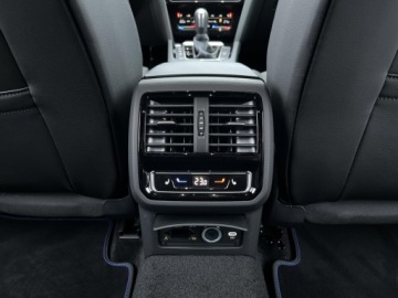 Volkswagen Arteon Shooting Brake R 2.0 TSI 320KM 2023 Volkswagen Arteon Shooting Brake R 320KM 4motion F, zdjęcie 38