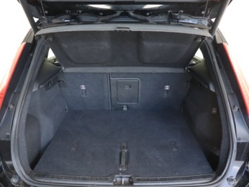 Volvo XC40 Crossover 2.0 D4 190KM 2018 Volvo XC40 D4 AWD, 187 KM, 4X4, Automat, Skóra, zdjęcie 13