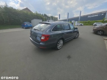 Skoda Superb II Outdoor 2.0 TDI CR DPF 170KM 2014 Skoda Superb Skoda Superb 2.0 TDI 4x4 Exclusive 2.0 Diesel 170KM, zdjęcie 15