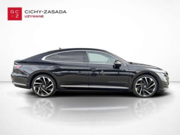 Volkswagen Arteon Fastback Facelifting 2.0 TSI 190KM 2022 Volkswagen Arteon SalonPL 2.0 TSI 190KM R-Line DSG PanoramaAmbienteDCCALU, zdjęcie 3