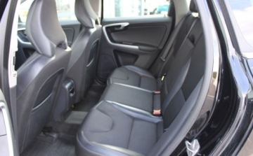 Volvo XC60 I SUV Facelifting 2.0 D4 DRIVE-E 190KM 2015 Volvo XC 60 2.0D 190KM D4 POLIFT Drive-e Salon PL po wym rozrzadu el. klap, zdjęcie 11