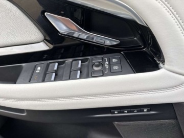 Land Rover Range Rover Evoque II SUV 2.0 204KM 2022 Land Rover Range Rover Evoque Dynamic MHEV Meridian Tempomat Led Matri, zdjęcie 11