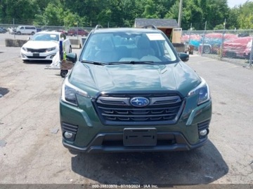 Subaru 2023 Subaru Forester 2023r, Limited, 4x4, 2.5L 2.5 Benzyna 182KM, zdjęcie 2