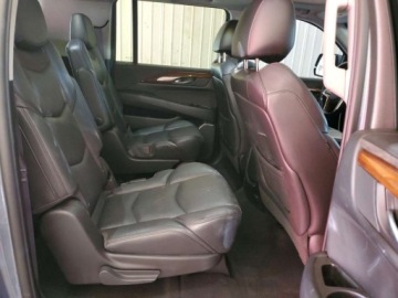 Cadillac Escalade III 2016 Cadillac Escalade Esv Luxury 2016 6.2l 6.2 Benzyna 420KM, zdjęcie 11