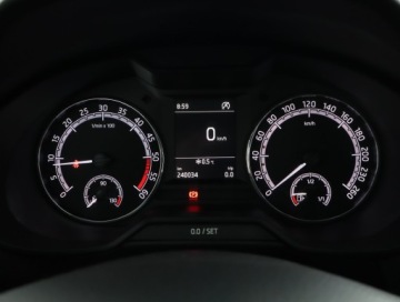 Skoda Octavia III Liftback Facelifting 1.6 TDI 115KM 2018 Skoda Octavia 1.6 TDI, Salon Polska, Klima, zdjęcie 10