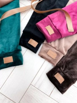 ЧЕРНЫЙ ВЕЛУРОВЫЙ СПОРТИВНЫЙ КОСТЮМ ЖЕНСКИЙ, РАЗМЕР L