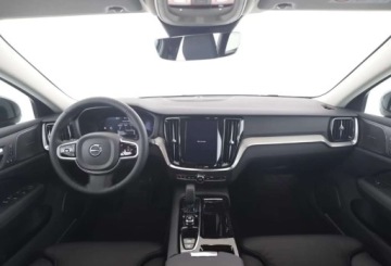 Volvo V60 II  Kombi Facelifting 2.0 B4 B 197KM 2026 Volvo V60 Podgrzewane wszystkie fotele LED MHEV 2.0 Benzyna 197KM, zdjęcie 10