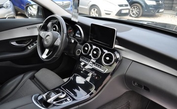 Mercedes Klasa C W205 Limuzyna 180 156KM 2017 Mercedes-Benz Klasa C 180 CGI Avangarde Automat Benzyna 1.6 Benzyna 156KM, zdjęcie 14