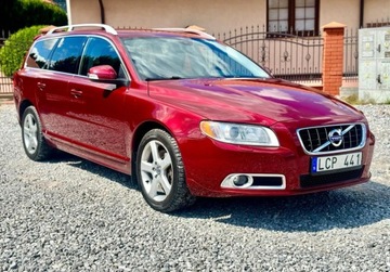Volvo V70 III Kombi 2.5 T 231KM 2009 Volvo V70 2.5T 231KM SUMMUM Lift PDC Xenon skory ele fotele 2.5 Benzyna, zdjęcie 1