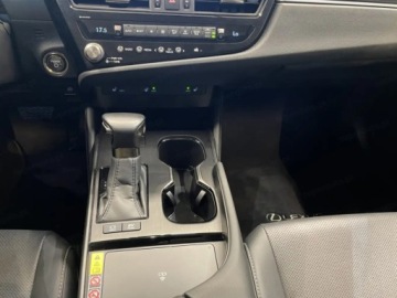 Lexus ES VII (XV70) Sedan Facelifting 300h 218KM 2024 Od ręki - 300h F Sport Design 2.5 Hybrid 218KM | Podgrzewane fotele!, zdjęcie 10