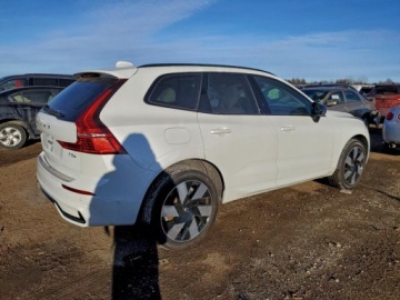 Volvo XC60 II 2025 Volvo XC 60 Plus 2025 2.0 Hybryda 247KM, zdjęcie 3
