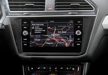 Volkswagen Tiguan II SUV 1.5 TSI EVO 150KM 2018 Volkswagen Tiguan PL Salon _ Automat _ Kamera _ Relingi _ 2 kompl kol 1.5, zdjęcie 27