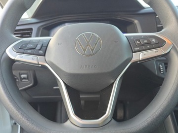 Volkswagen Polo VI Hatchback 5d Facelifting 1.0 TSI 95KM 2022 Volkswagen Polo 1.0 TSI 95KM LED klima Parktronic, zdjęcie 8