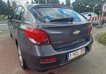 Chevrolet Cruze Hatchback 5d 1.8 16V DOHC 141KM 2012 Chevrolet Cruze Benzynaautomatserwisprosto z Niemic 1.8 Benzyna 141KM, zdjęcie 4