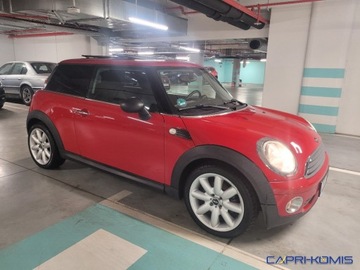 Mini One II Hatchback 1.4 95KM 2009 MINI ONE 1.4i Klimatronik 2xszyberdach Bezwypadkowy 1.4 Benzyna 95KM, zdjęcie 5