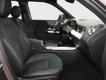 Mercedes GLB SUV 2.0 200d 150KM 2025 MERCEDES-BENZ GLB 200 d 4-Matic AMG Line 2.0 (150KM) 2025, zdjęcie 4